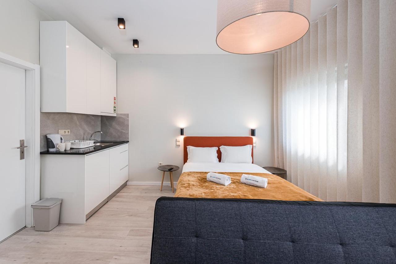 Apartment River View Building